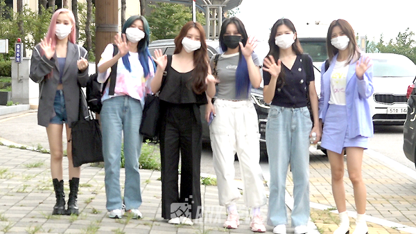 드림캐쳐 (DREAMCATCHER / 지유, 수아, 시연, 유현, 다미, 한동, 가현) [사진=RNX NEWS]