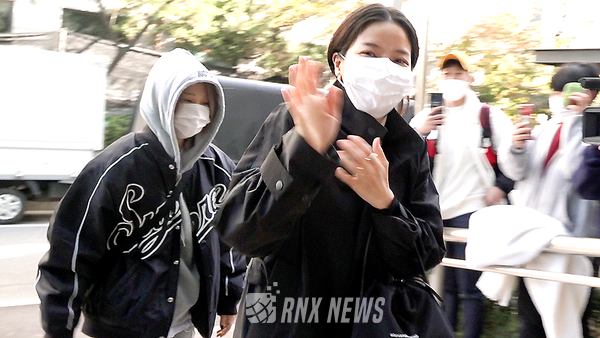 그룹 마마무 (MAMAMOO / 솔라, 문별)  [사진=RNX news]