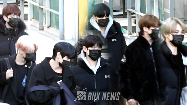 그룹 ENHYPEN(엔하이픈 / 정원, 희승, 제이, 제이크, 성훈, 선우, 니키)  [사진=RNX news]