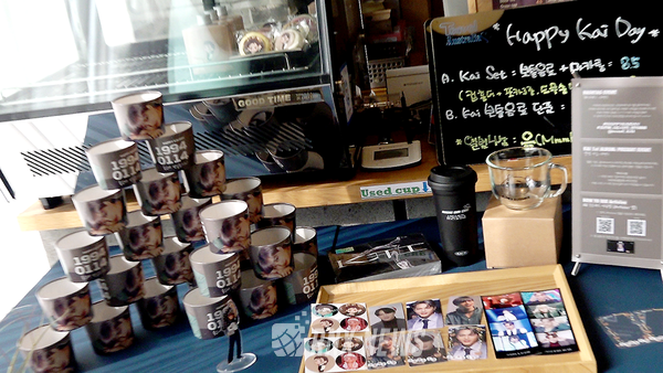 EXO (엑소) 카이 (KAI) birthday cafe   [사진=RNX news]