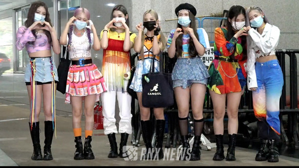 트라이비 (TRI.BE / 송선, 켈리, 진하, 현빈, 지아, 소은, 미레)[사진=RNX news]