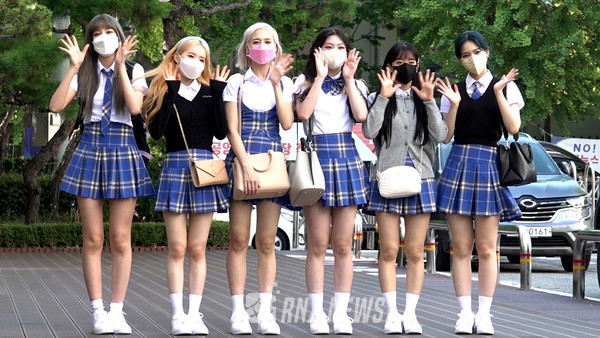 걸그룹 STAYC (스테이씨 / 수민, 시은, 아이사, 세은, 윤, 재이) [사진=RNX news]