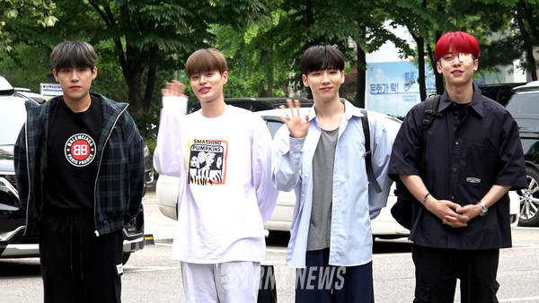 그룹 AB6IX(전웅, 김동현, 박우진, 이대휘)  [사진=RNX news]