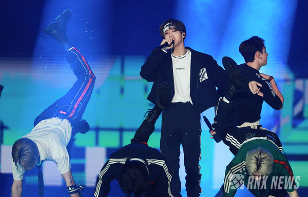 그룹 Stray Kids(스트레이 키즈/방찬, 리노, 창빈, 현진, 한, 필릭스, 승민, 아이엔) [사진=RNX news]