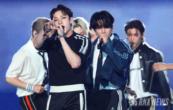 그룹 Stray Kids(스트레이 키즈/방찬, 리노, 창빈, 현진, 한, 필릭스, 승민, 아이엔) [사진=RNX news]