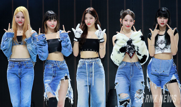 그룹 LE SSERAFIM (김채원, 사쿠라, 허윤진, 카즈하, 홍은채)  사진/영상=RNX news]