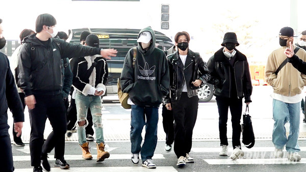 그룹 Stray Kids (방찬, 리노, 창빈, 현진, 한, 필릭스, 승민, 아이엔)[사진=RNX news]