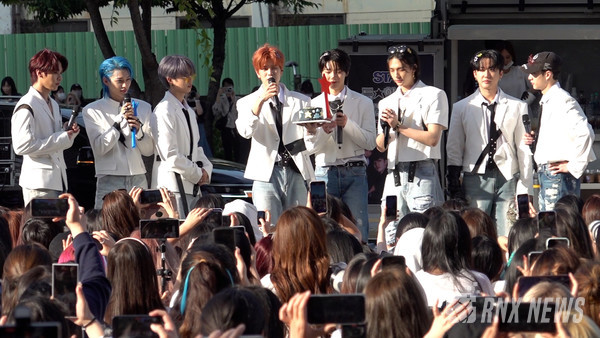 그룹 Stray Kids (방찬, 창빈, 현진, 한, 필릭스, 승민, 아이엔) [사진/영상=RNX news]