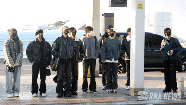 그룹 CRAVITY(세림, 앨런, 정모, 우빈, 원진, 민희, 형준, 태영, 성민) [사진/영상=RNX news]