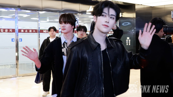 그룹 ZEROBASEONE (김지웅, 장하오, 성한빈, 석매튜, 김태래, 리키, 김규빈, 박건욱, 한유진)  [사진=RNX news]