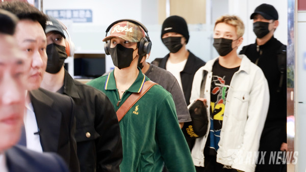 Seventeen(에스쿱스, 조슈아, 준, 호시, 우지, 디에잇, 민규, 도겸, 버논, 디노, 디에잇) [사진/영상=RNX news]