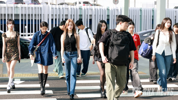 BABYMONSTER(베이비몬스터/루카, 파리타, 아사, 아현, 라미, 로라, 치키타) [사진/영상=RNX news]