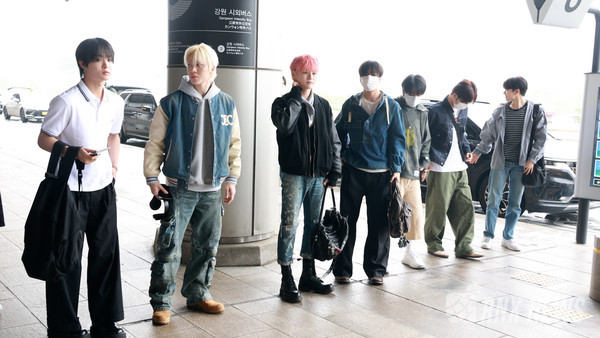 그룹 TREASURE(최현석, 지훈, 요시, 준규, 윤재혁, 아사히, 도영, 하루토, 박정우, 소정환) [사진/영상=RNX news]